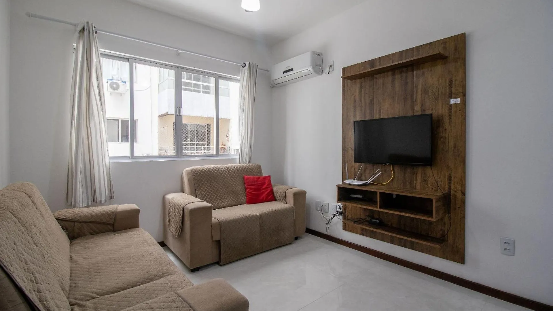 Appartamento Tat23 - Climatizado, 2 Dorm, Tv Smart Balneário Camboriú Brasile